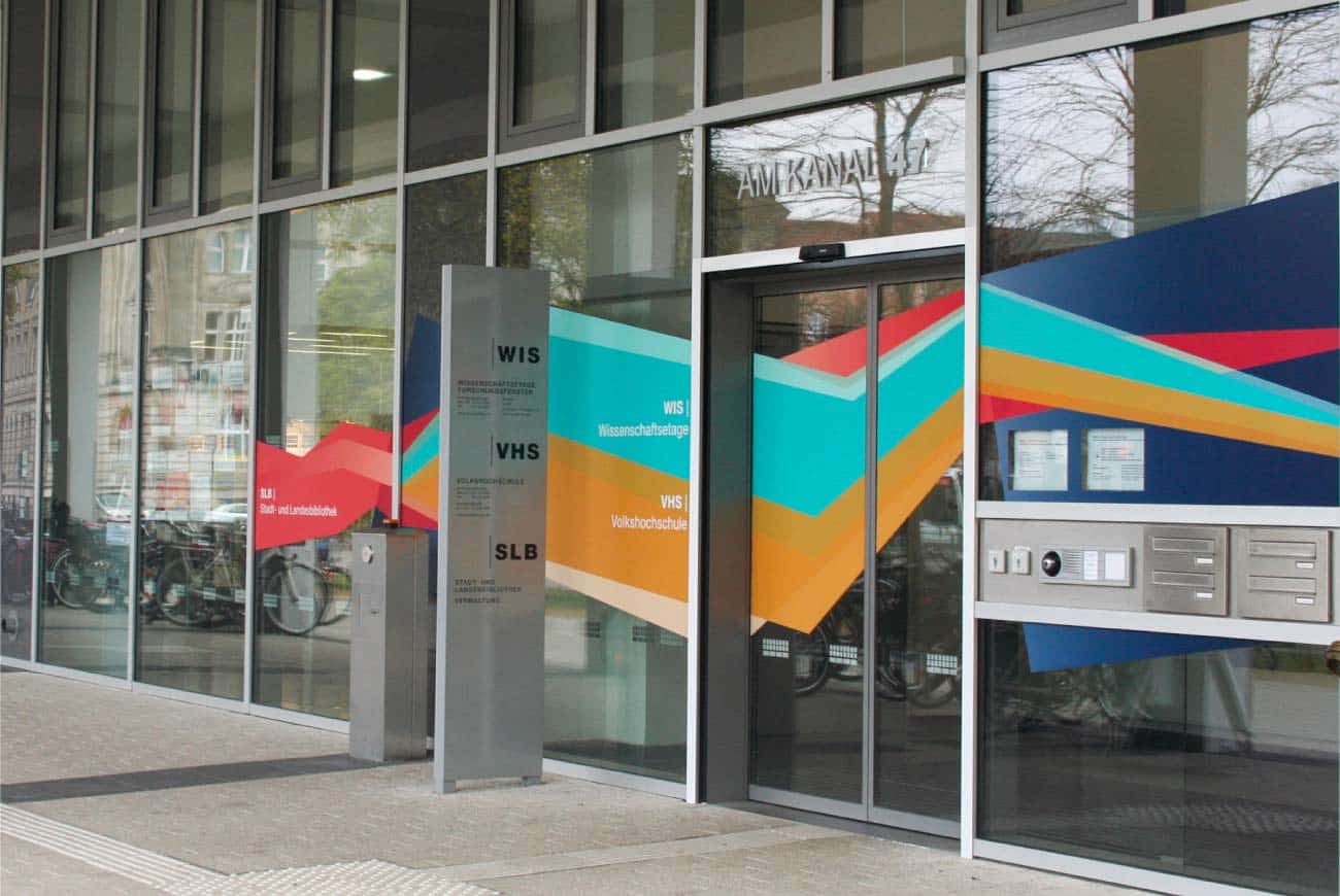 Wegeleitsystem für Treppenhäuser außen und innen Werbetechnik Potsdam